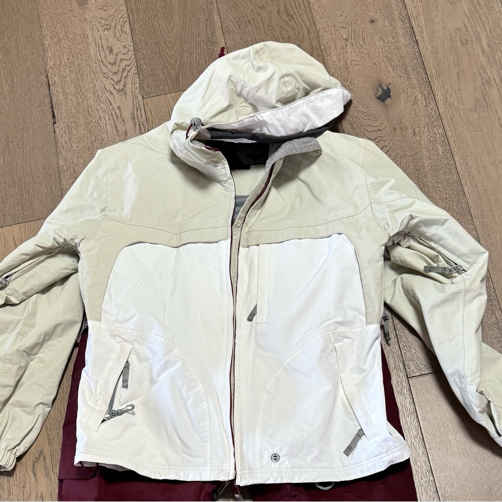 Women’s  Cream and White Ski Jacket